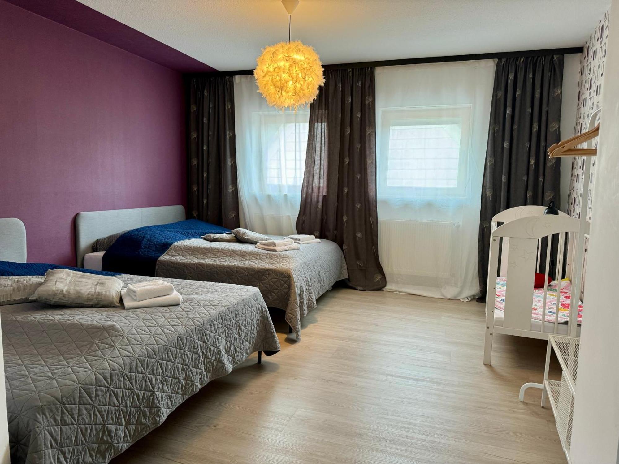 Bookeinfach Bad Ems - Private - Sauna Jacuzzi Whirlpool Swimmingpool Alahna Sup Beachvolleyball Billiards Ping Pong Cinema Theater Music Disco Ball Bbq Und Parkplaetze 外观 照片