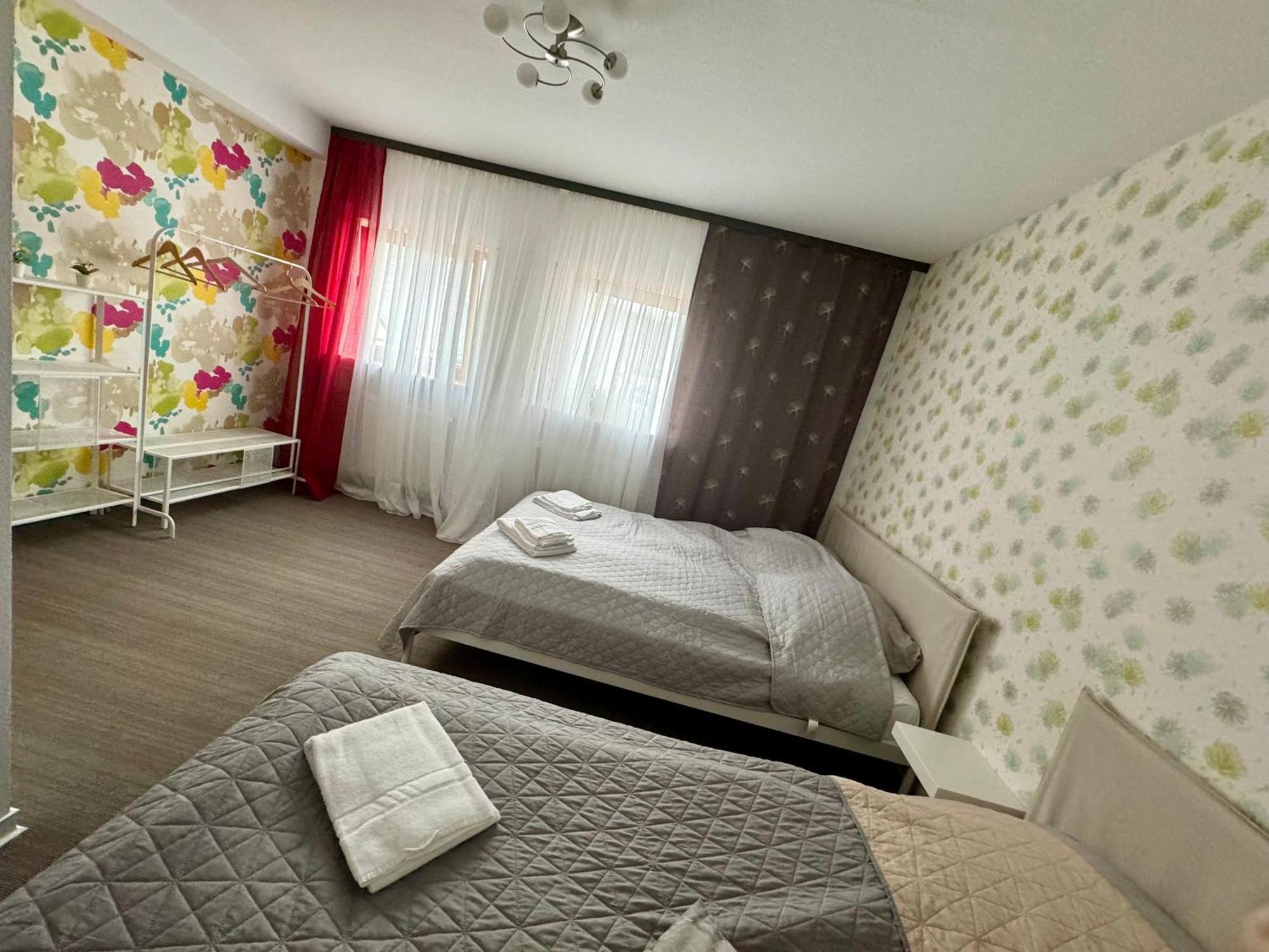 Bookeinfach Bad Ems - Private - Sauna Jacuzzi Whirlpool Swimmingpool Alahna Sup Beachvolleyball Billiards Ping Pong Cinema Theater Music Disco Ball Bbq Und Parkplaetze 外观 照片
