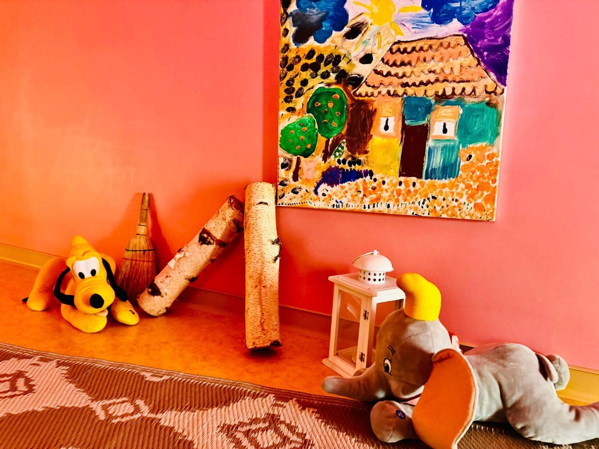 Bookeinfach Bad Ems - Private - Sauna Jacuzzi Whirlpool Swimmingpool Alahna Sup Beachvolleyball Billiards Ping Pong Cinema Theater Music Disco Ball Bbq Und Parkplaetze 外观 照片
