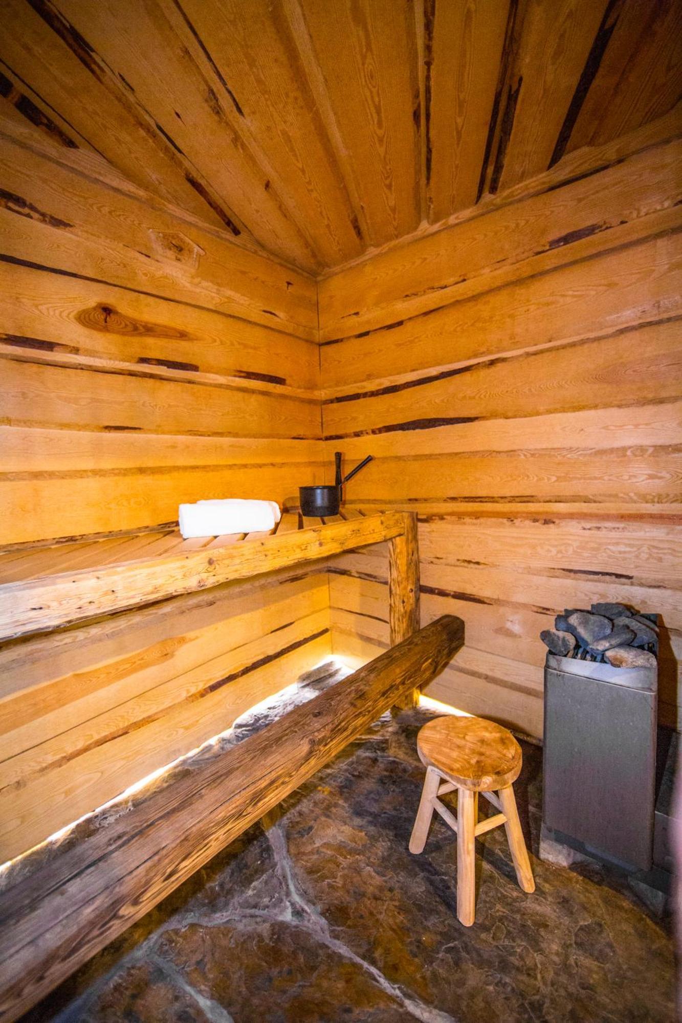Bookeinfach Bad Ems - Private - Sauna Jacuzzi Whirlpool Swimmingpool Alahna Sup Beachvolleyball Billiards Ping Pong Cinema Theater Music Disco Ball Bbq Und Parkplaetze 外观 照片