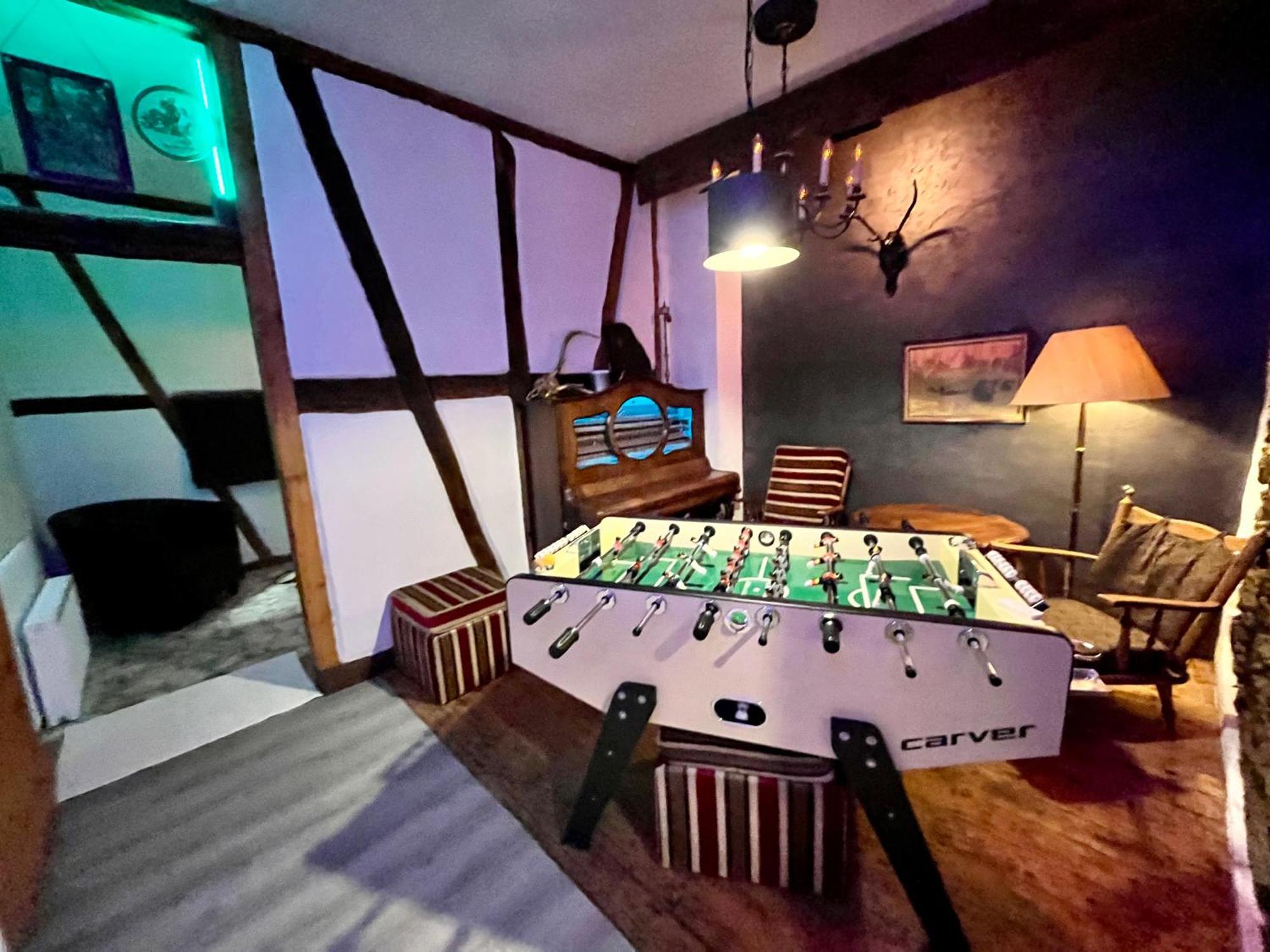 Bookeinfach Bad Ems - Private - Sauna Jacuzzi Whirlpool Swimmingpool Alahna Sup Beachvolleyball Billiards Ping Pong Cinema Theater Music Disco Ball Bbq Und Parkplaetze 外观 照片