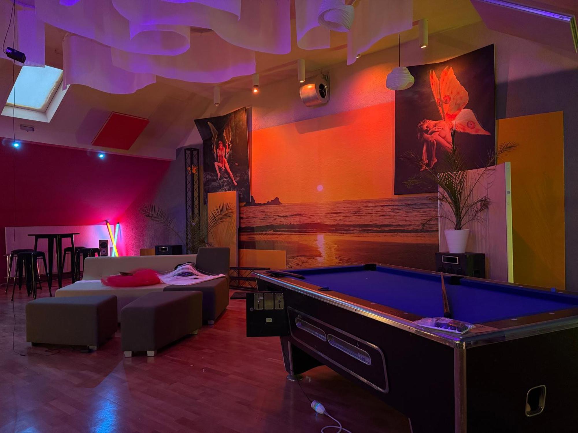 Bookeinfach Bad Ems - Private - Sauna Jacuzzi Whirlpool Swimmingpool Alahna Sup Beachvolleyball Billiards Ping Pong Cinema Theater Music Disco Ball Bbq Und Parkplaetze公寓 外观 照片