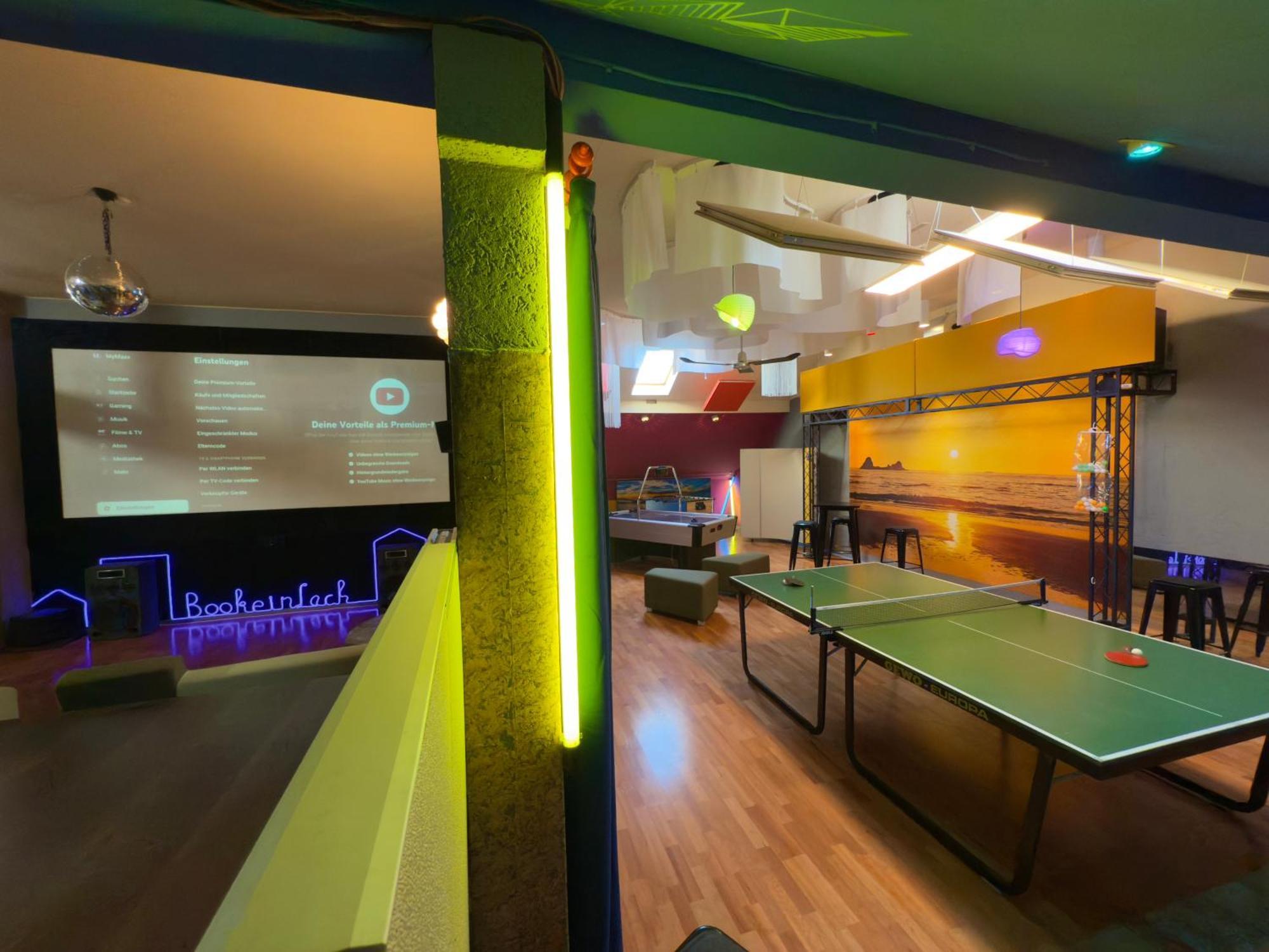 Bookeinfach Bad Ems - Private - Sauna Jacuzzi Whirlpool Swimmingpool Alahna Sup Beachvolleyball Billiards Ping Pong Cinema Theater Music Disco Ball Bbq Und Parkplaetze 外观 照片